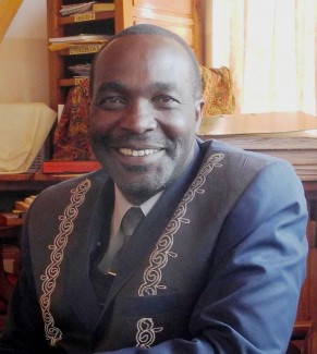 Pfarrer Dr. Fihavango