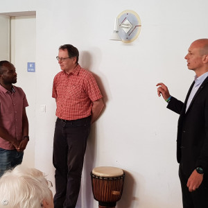 Rev. Frank Mexon Mng’ong’o, Pfarrer Manfred Kurth (Mission EineWelt) und Pfarrer Fabian Ludwig (Unterhaching)